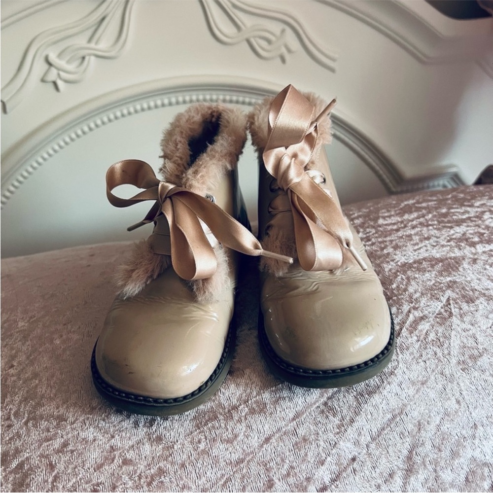 Little Girl’s Pink Patent Boots - Picture 2 of 8